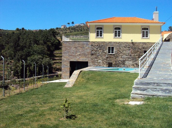Casa em Quinta com Piscina - Douro - Peso da Régua